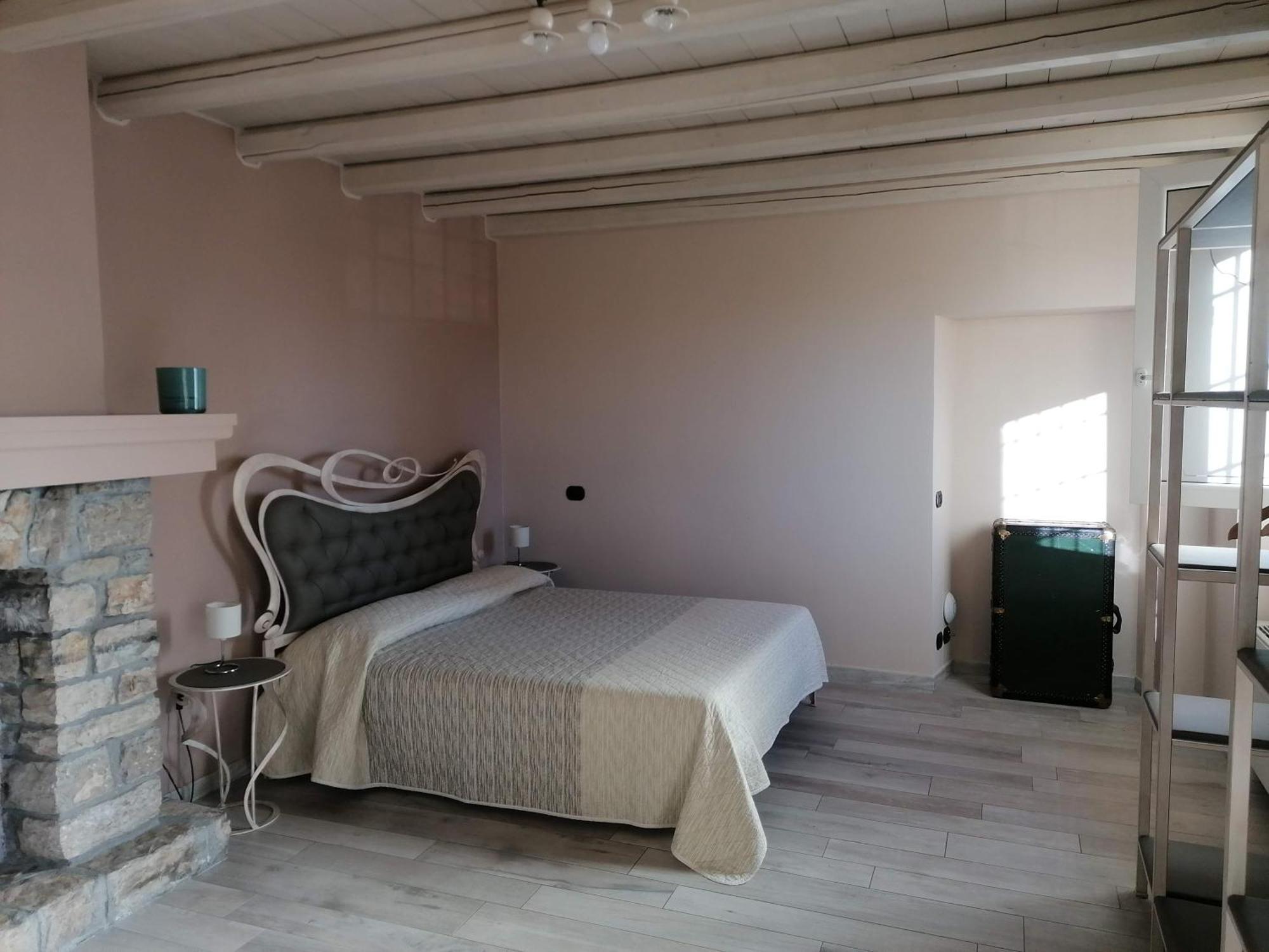 Casale Raffaello B&B Como Albese Con Cassano Exterior photo